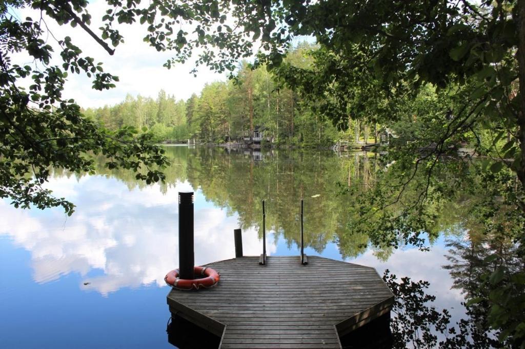 Hotelli Lepolampi Espoo Extérieur photo